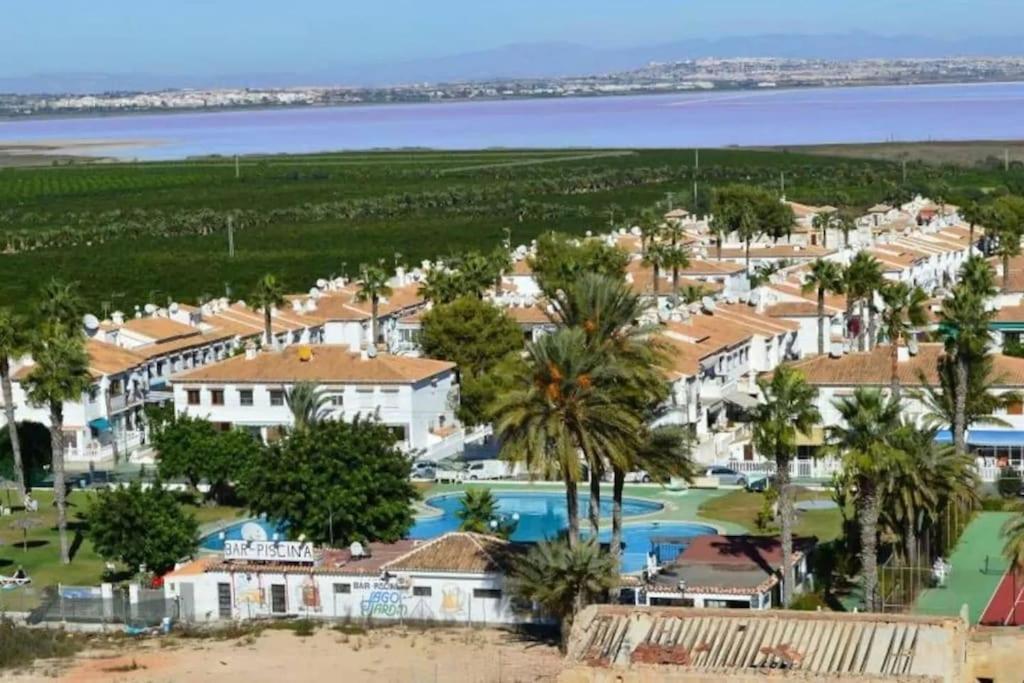 Bungalow En Los Balcones Planta Baja Manzana 5 Numero 18 阿利坎特 外观 照片